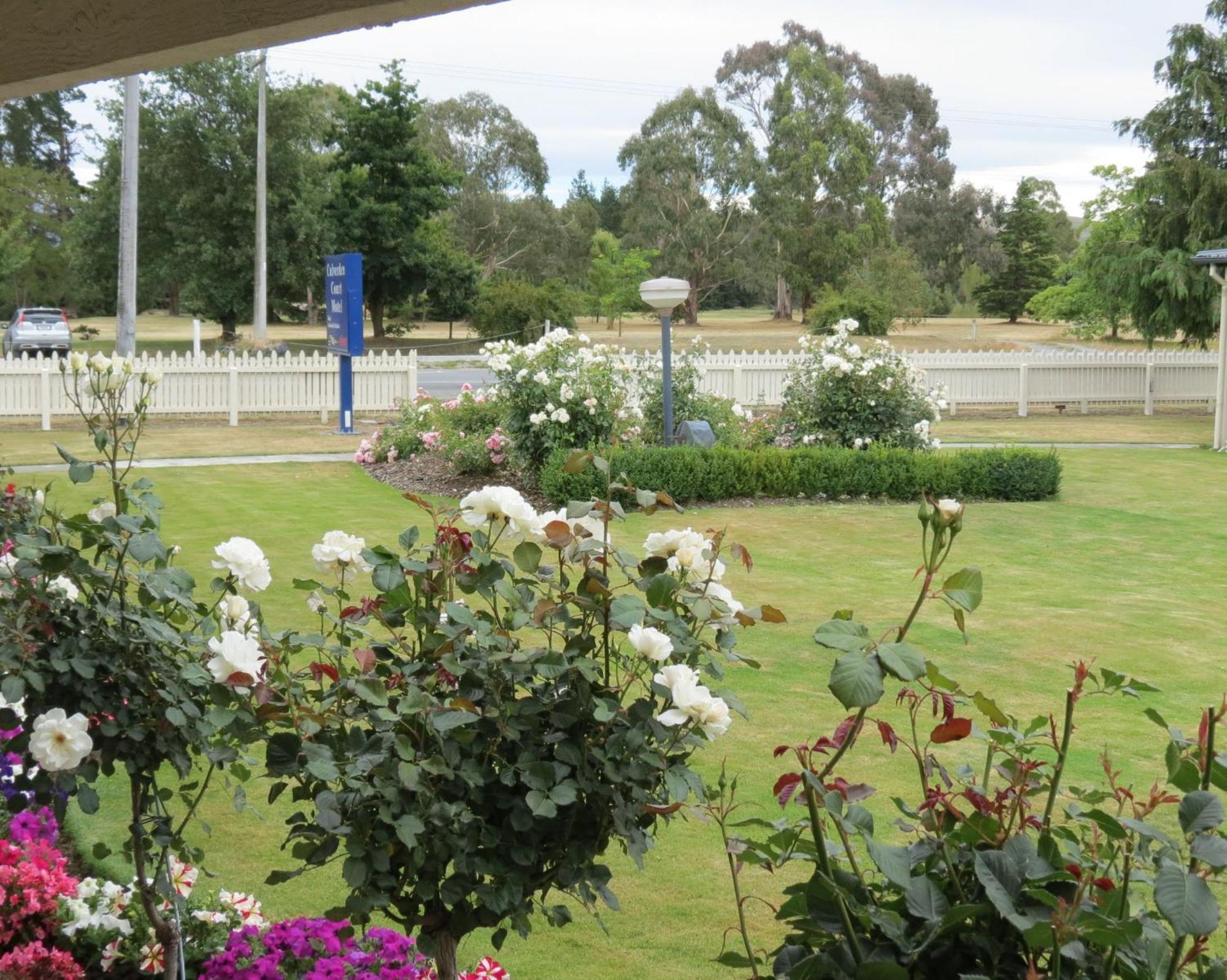 Culverden Court Motel Exterior photo